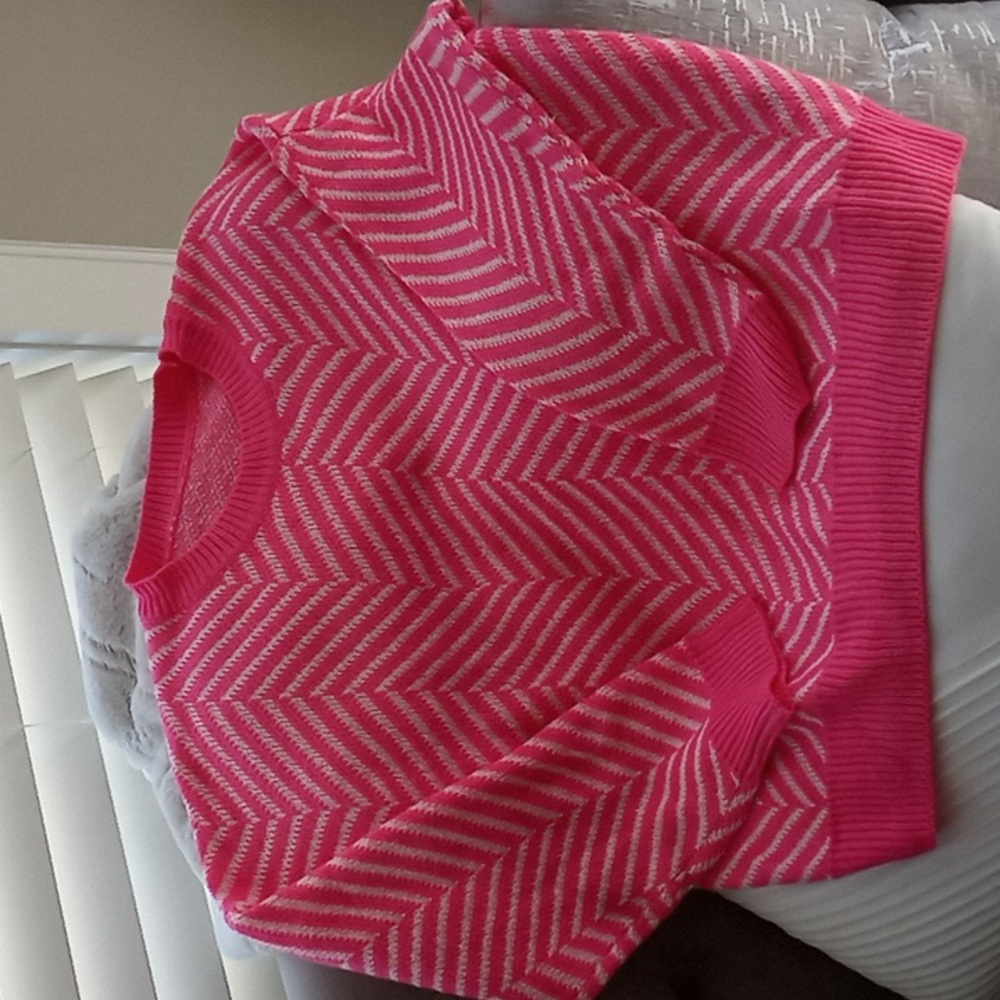 Shein Pink and White Chevron Print Sweater